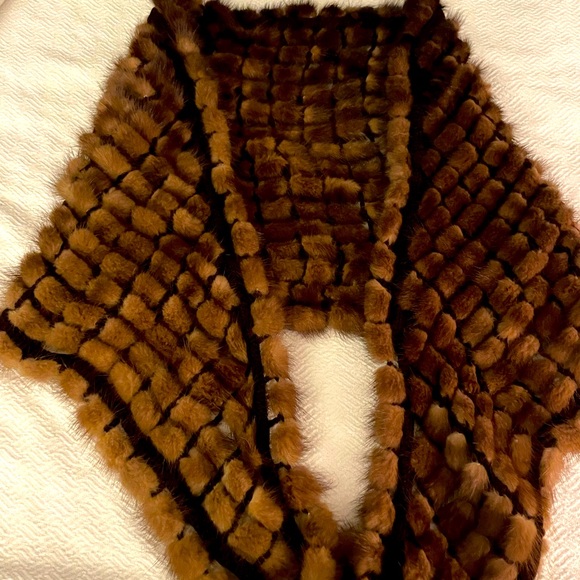 Mink open wrap - Picture 2 of 3